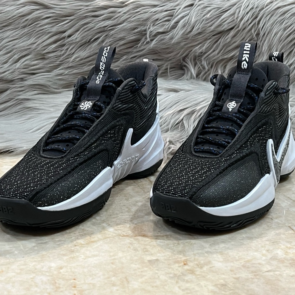 Nike Air Zoom Cosmic Unity 2 'Black Football Grey' DH1537-003 (Mens) - Picture 7 of 11